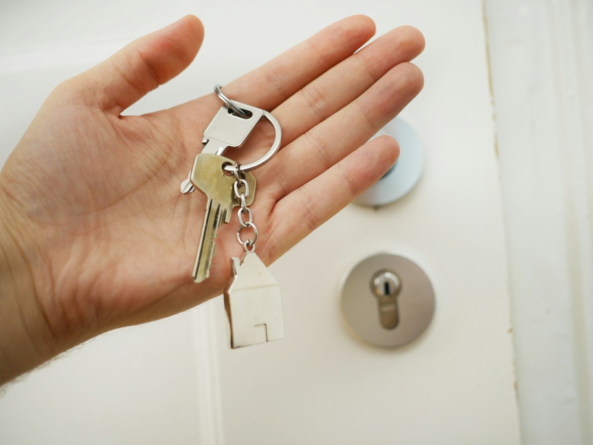 Comprar casa: o que acontece no dia da escritura